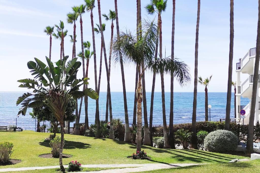 Sitio de CalahondaAlgaida Beachfront - Seaview Studio Costa Del Solアパートメント エクステリア 写真